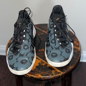 Adidas Barricade Metallic Gold/Carbon